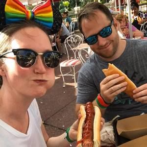 Meet your Posher, Laura